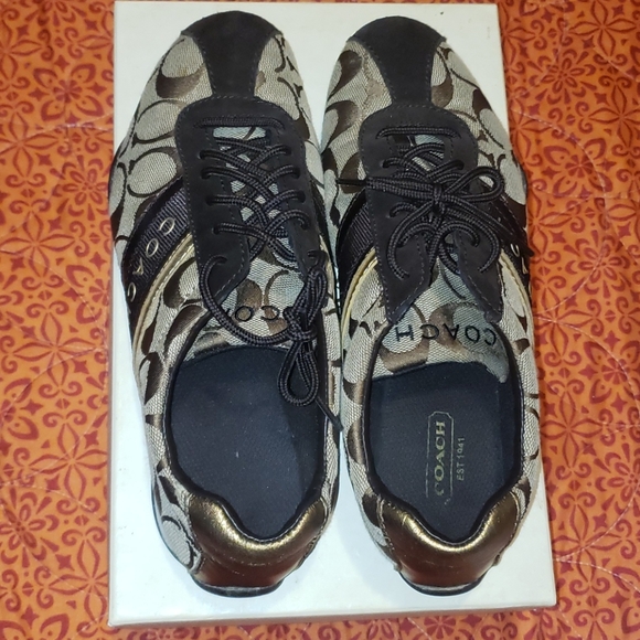 Coach shoes - Picture 3 of 7